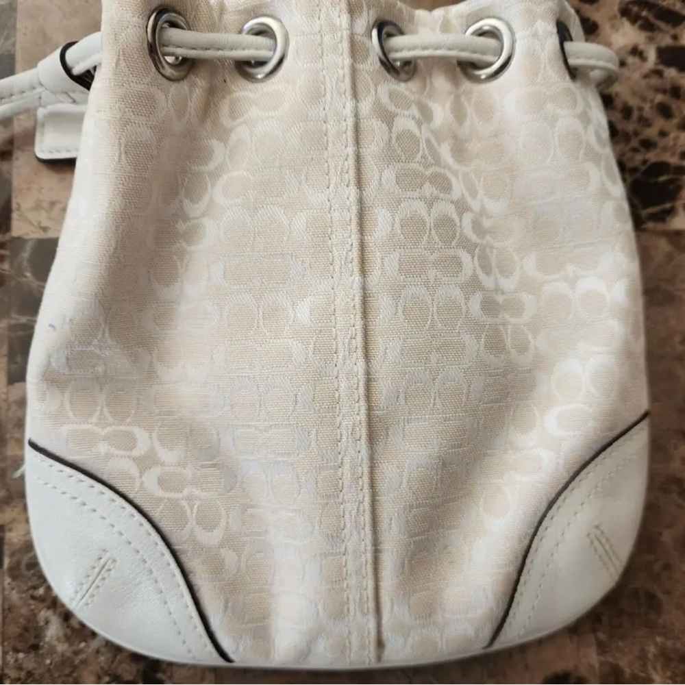 Coach Beige/Cream Signature Drawstring Wristlet - Picture 2 of 3